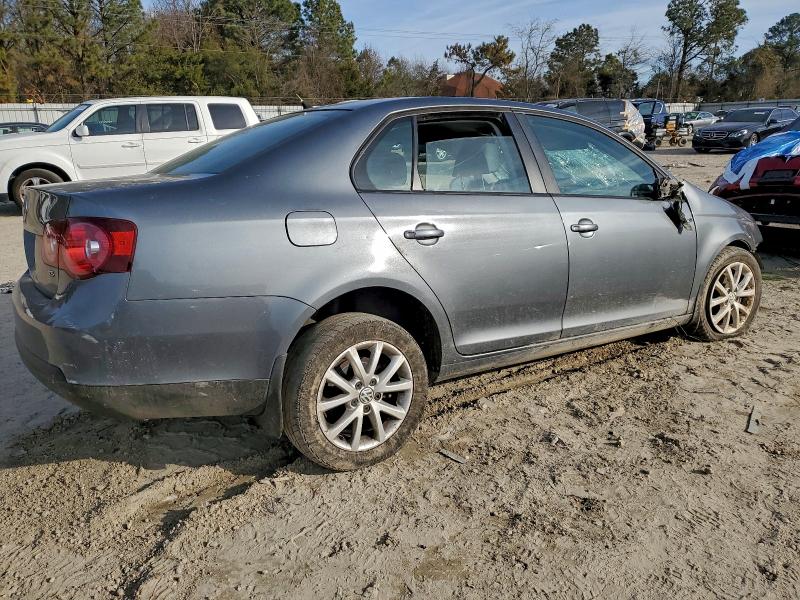 Photo 3 from auction – 2010 VOLKSWAGEN JETTA LIMI with VIN 3VWAZ7AJ0AM159574