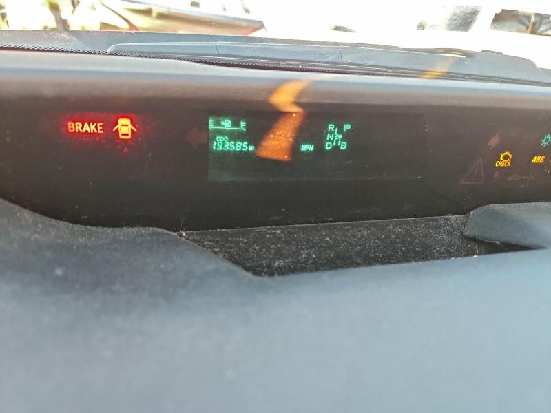 Photo 9 from auction – 2005 TOYOTA PRIUS with VIN JTDKB20UX53125319
