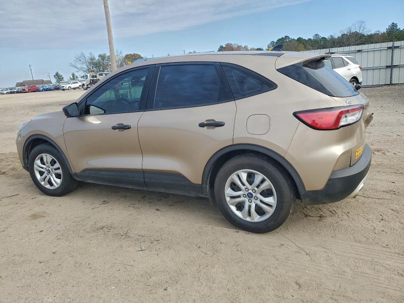Photo 2 from auction – 2020 FORD ESCAPE S with VIN 1FMCU0F67LUA24026