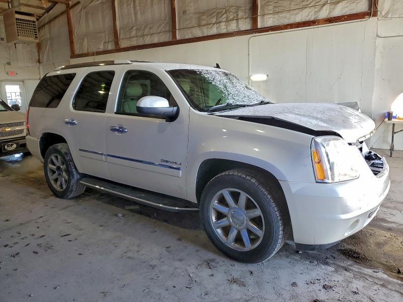 Photo 4 from auction – 2011 GMC YUKON DENA with VIN 1GKS2EEF2BR136047
