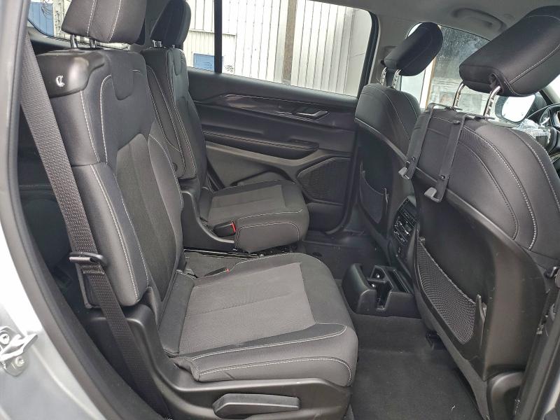 Снимка 11 от търг – 2023 JEEP GRAND CHEROKEE с VIN 1C4RJKAG3P8793740