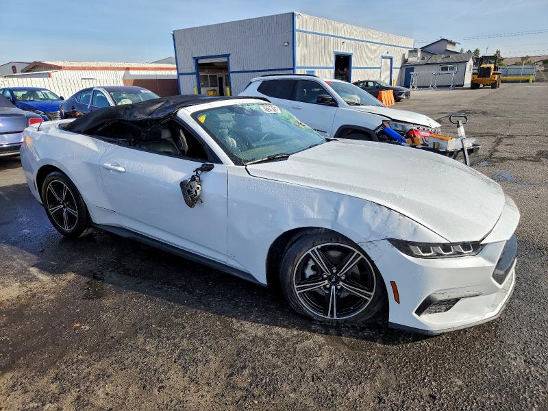 Photo 4 from auction – 2025 FORD MUSTANG with VIN 1FAGP8UH1S5111256