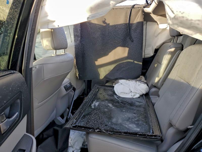 Photo 11 from auction – 2018 TOYOTA HIGHLANDER with VIN 5TDDZRFHXJS900914