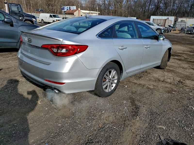 Photo 3 from auction – 2016 HYUNDAI SONATA SE with VIN 5NPE24AF1GH288960