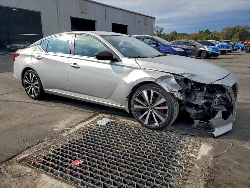 Photo 4 from auction – 2020 NISSAN ALTIMA SR with VIN 1N4BL4CV3LN300899