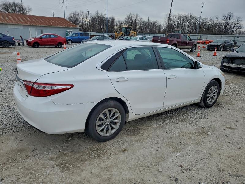 Photo 3 from auction – 2015 TOYOTA CAMRY LE with VIN 4T1BF1FK6FU057886