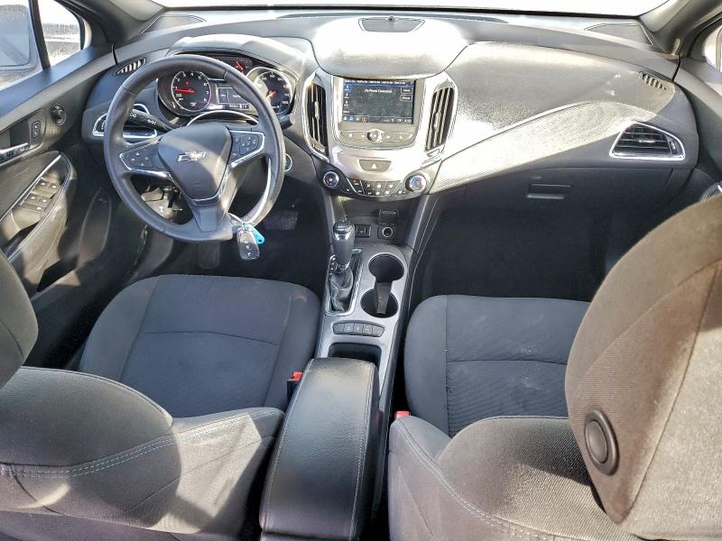 Photo 8 from auction – 2019 CHEVROLET CRUZE LT with VIN 1G1BE5SMXK7119085