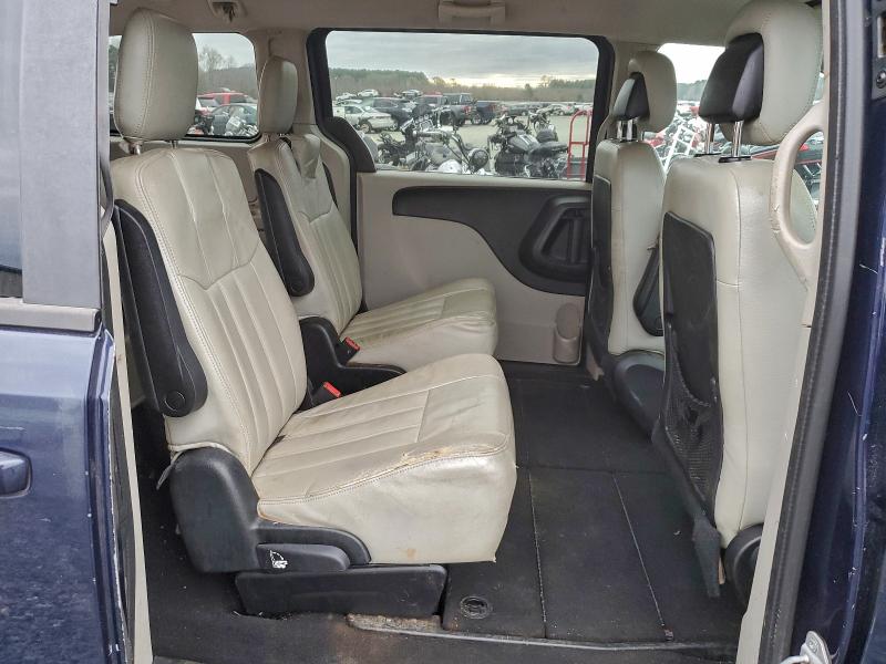 Photo 11 from auction – 2012 DODGE GRAND CARA with VIN 2C4RDGBG6CR327947