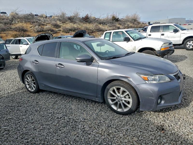 Photo 4 from auction – 2012 LEXUS CT 200 with VIN JTHKD5BHXC2111465