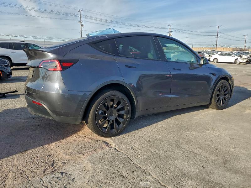 Photo 3 from auction – 2021 TESLA MODEL Y with VIN 5YJYGDEEXMF093160