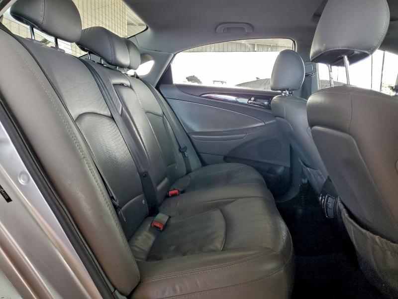 Photo 10 from auction – 2013 HYUNDAI SONATA SE with VIN 5NPEC4AC8DH610105