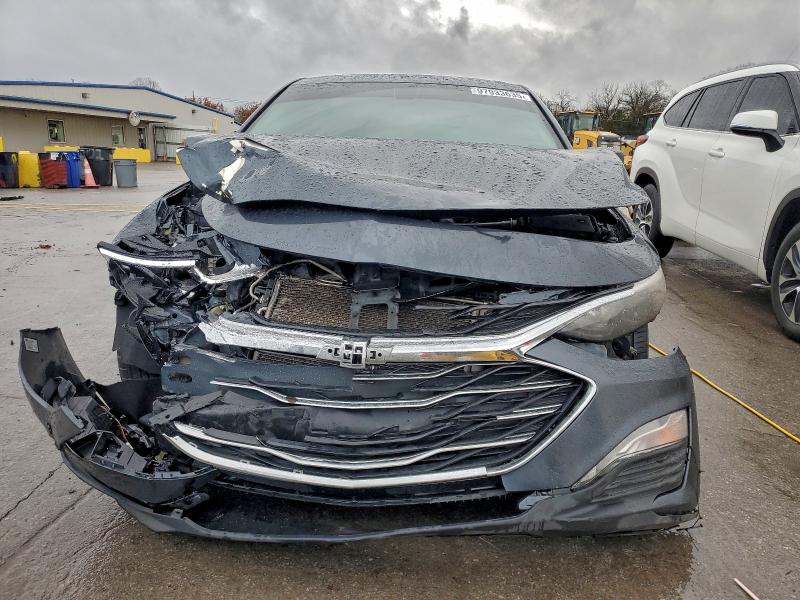 Photo 5 from auction – 2021 CHEVROLET MALIBU with VIN 1G1ZD5ST7MF060501