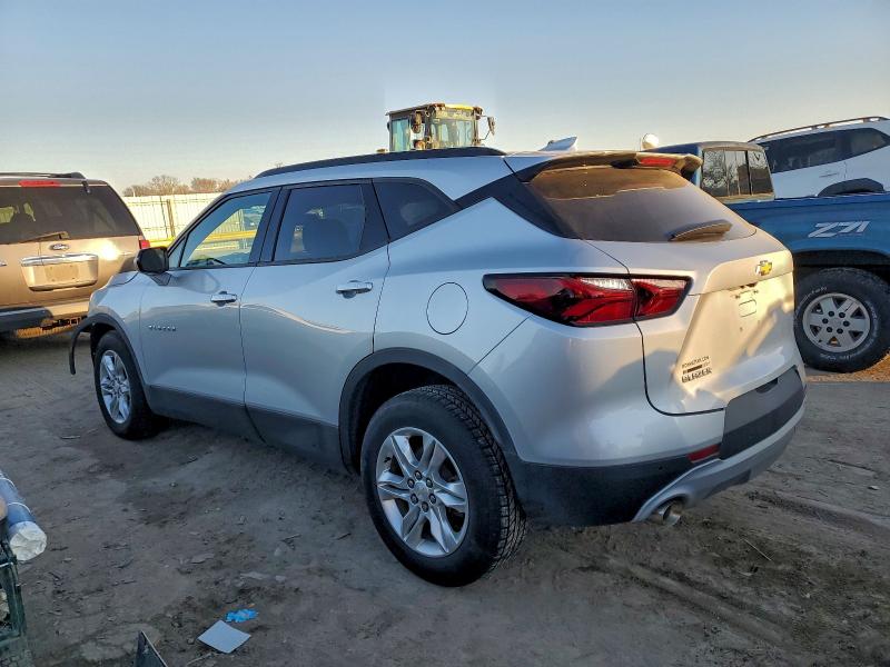 Photo 2 from auction – 2021 CHEVROLET BLAZER with VIN 3GNKBCRS4MS514240