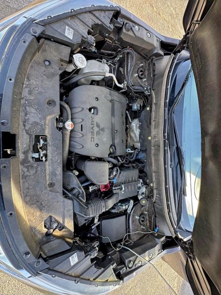 Photo 7 from auction – 2022 MITSUBISHI OUTLANDER with VIN JA4ARVAWXNU001239