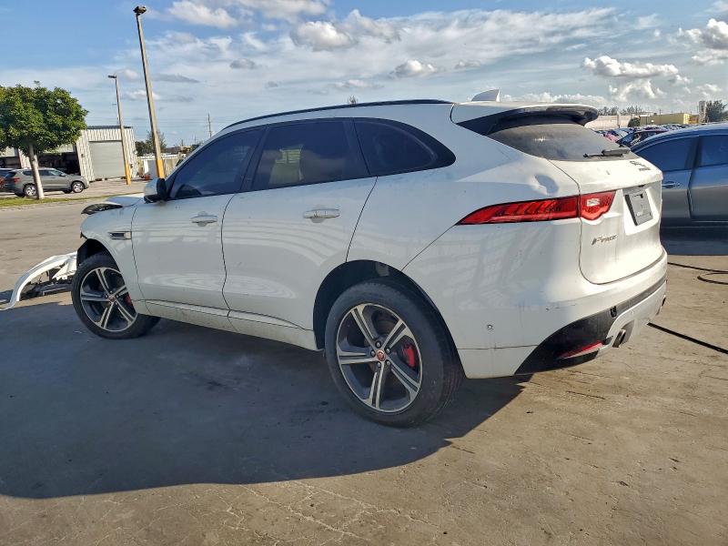 Photo 2 from auction – 2017 JAGUAR F-PACE S with VIN SADCM2BV5HA881763