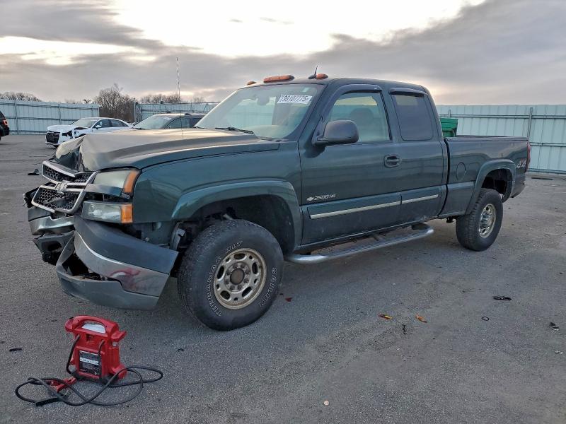 CHEVROLET SILVERADO 2005 with VIN 1GCHK29U85E157638 - Photo from auction