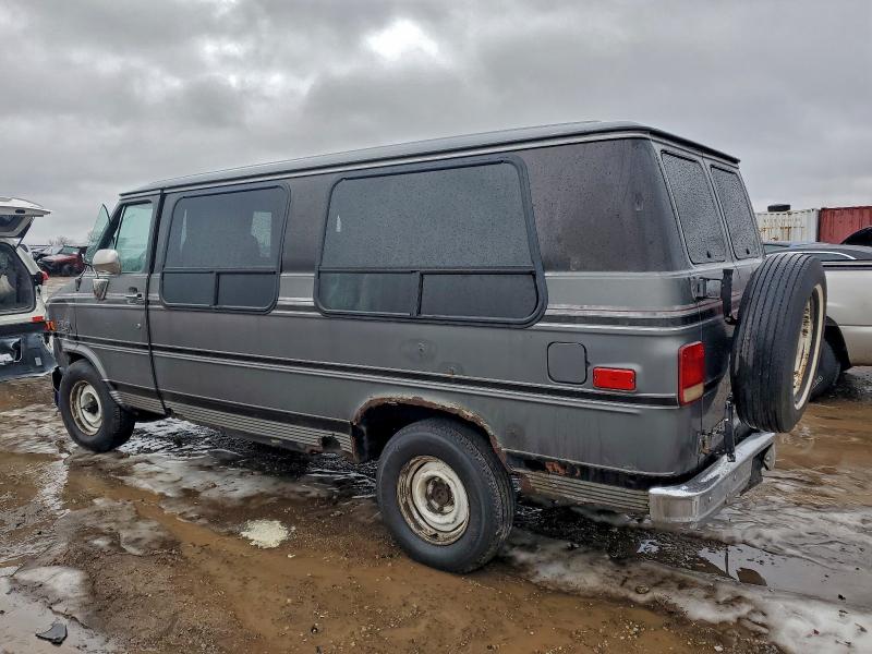 Photo 2 from auction – 1990 CHEVROLET G20 with VIN 2GBEG25K6L4128939