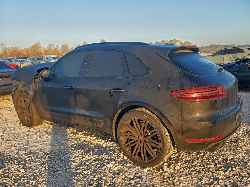 Photo 2 from auction – 2016 PORSCHE MACAN with VIN WP1AF2A55GLB93987