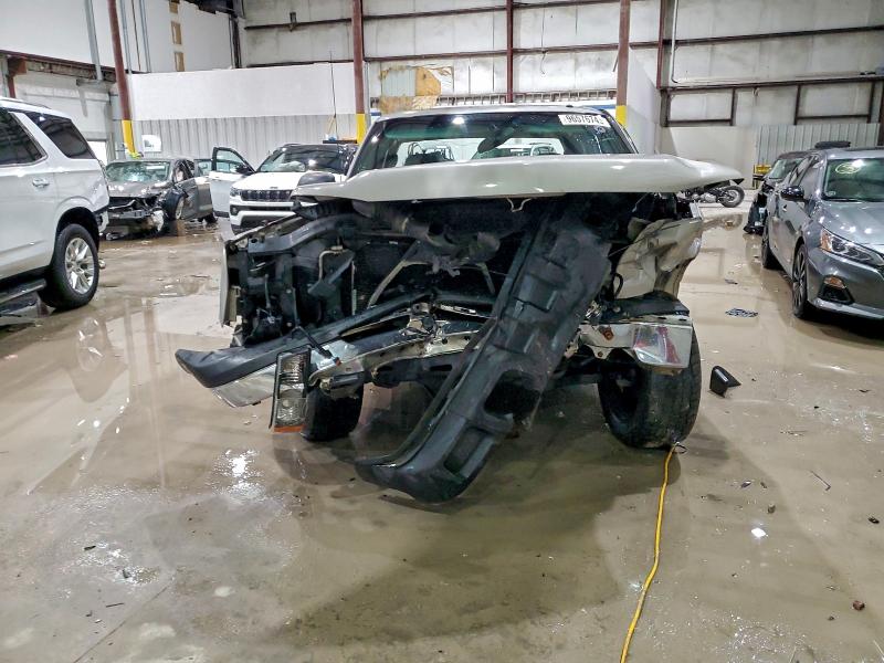Photo 5 from auction – 2006 CHEVROLET SILVERADO with VIN 1GCEC19X16Z116735