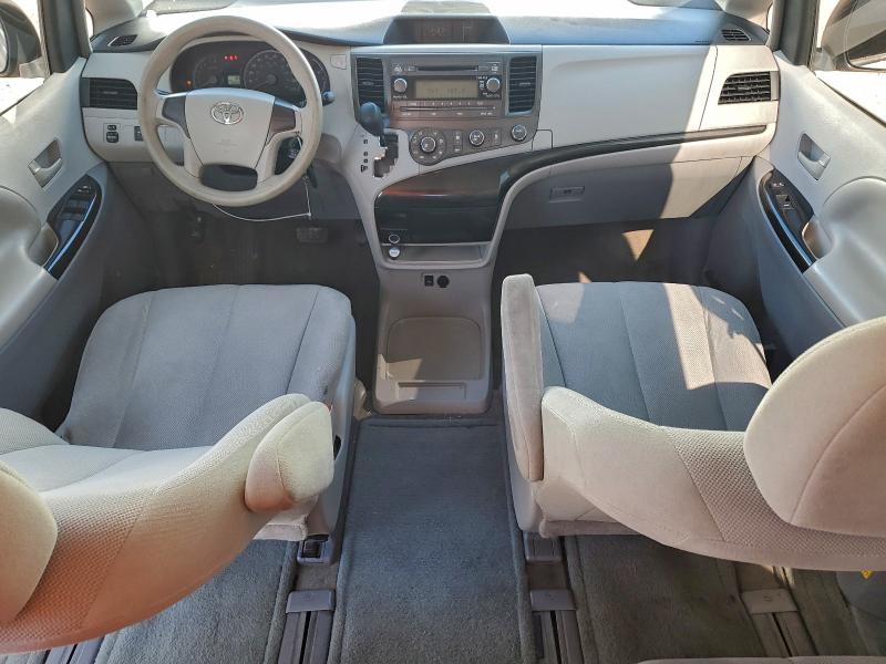 Photo 8 from auction – 2013 TOYOTA SIENNA with VIN 5TDZK3DC0DS322650