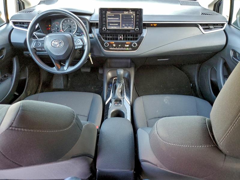 Photo 8 from auction – 2022 TOYOTA COROLLA LE with VIN 5YFEPMAE2NP338130