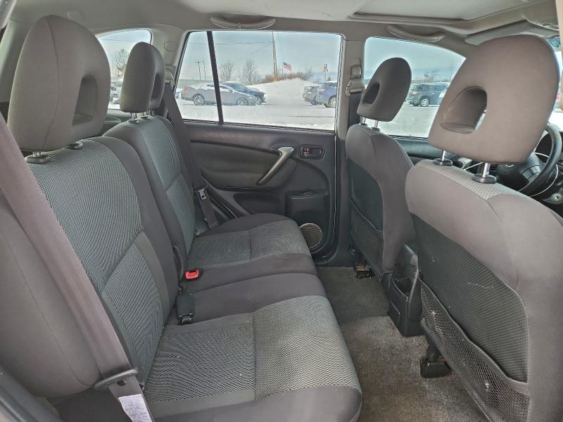 Photo 11 from auction – 2004 TOYOTA RAV4 with VIN JTEGD20V540034754