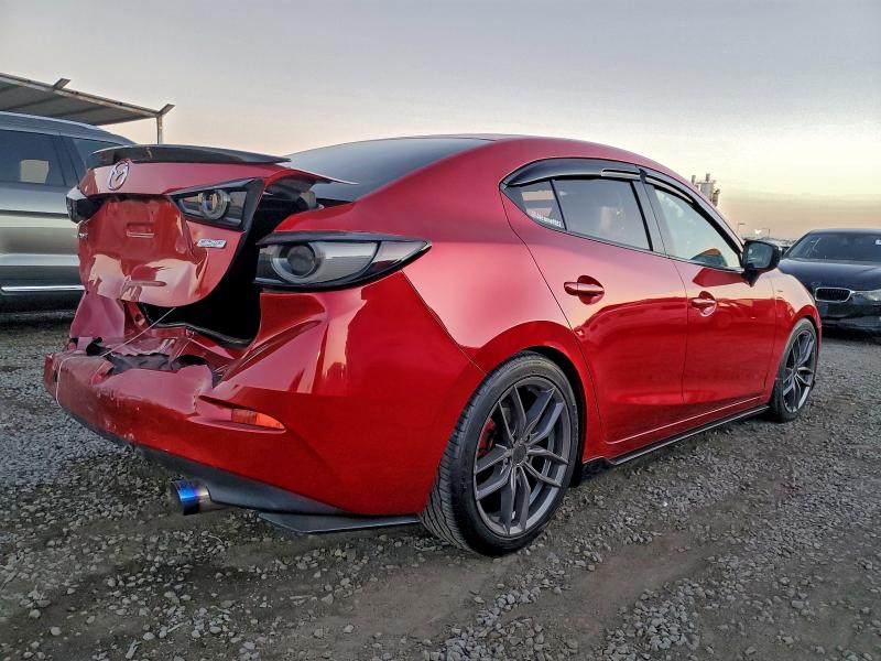 Photo 3 from auction – 2018 MAZDA 3 SPORT with VIN 3MZBN1U70JM166702