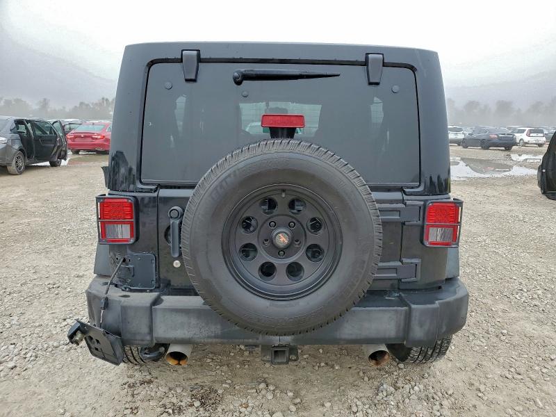 Photo 6 from auction – 2013 JEEP WRANGLER U with VIN 1C4BJWDG5DL543574