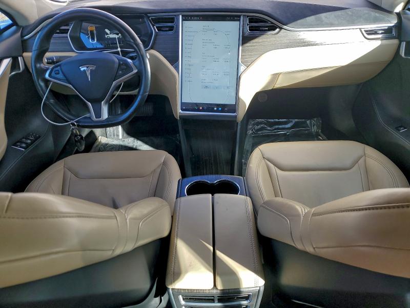 Photo 8 from auction – 2015 TESLA MODEL S 85 with VIN 5YJSA1H2XFF081679