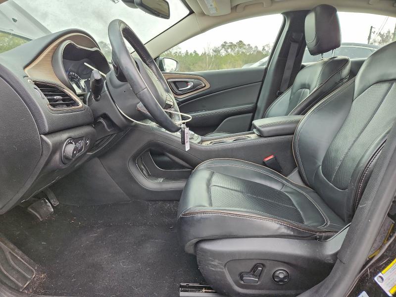 Photo 7 from auction – 2015 CHRYSLER 200 C with VIN 1C3CCCCB0FN754003