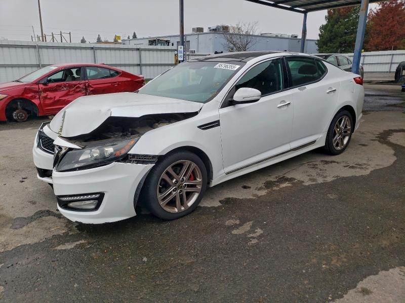 Zdjęcie 1 z aukcji – 2013 KIA OPTIMA SX z VIN 5XXGR4A63DG090344