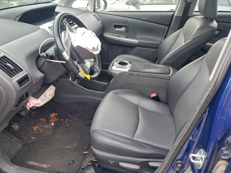 Photo 7 from auction – 2014 TOYOTA PRIUS V with VIN JTDZN3EU4E3295874