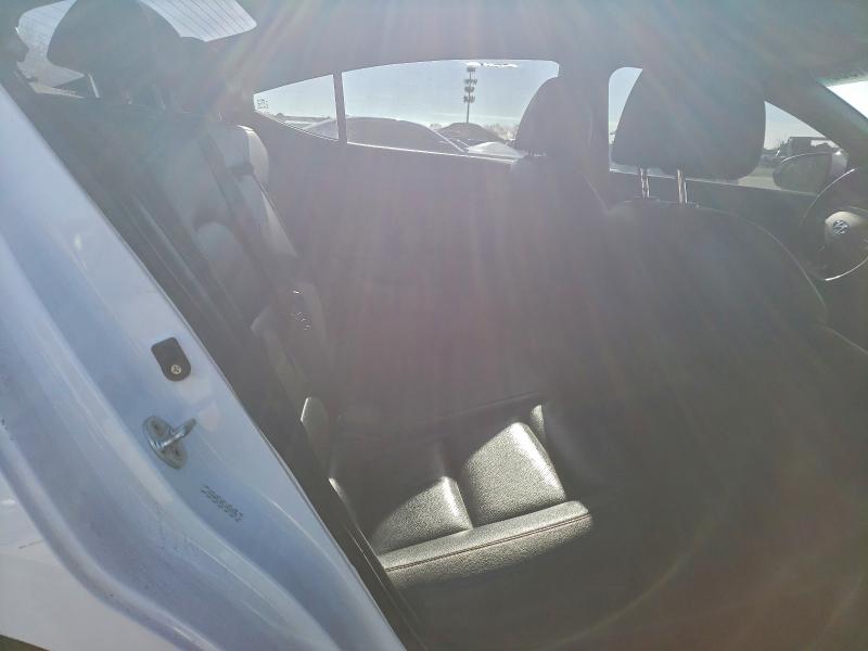 Photo 10 from auction – 2020 HYUNDAI ELANTRA with VIN KMHD04LB4LU015535