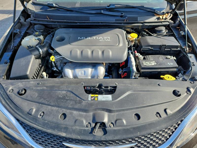 Photo 11 from auction – 2015 CHRYSLER 200 with VIN 1C3CCCAB0FN653465