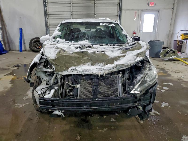 Photo 5 from auction – 2017 NISSAN SENTRA with VIN 3N1AB7AP9HY347592