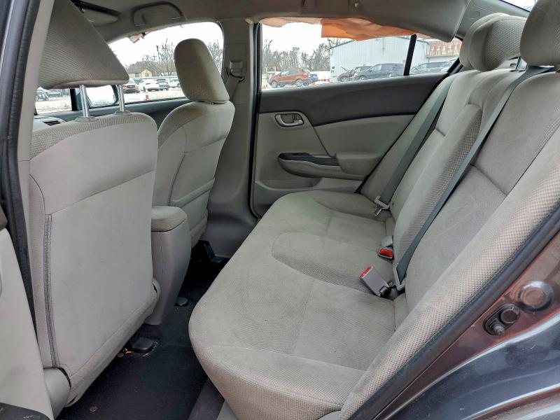 Photo 10 from auction – 2012 HONDA CIVIC LX with VIN 19XFB2F55CE067627