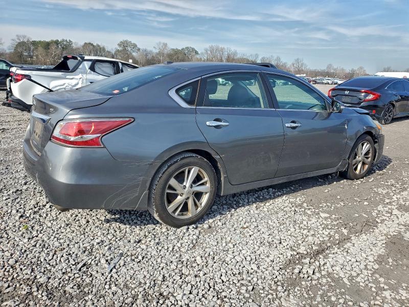 Photo 3 from auction – 2015 NISSAN ALTIMA 2.5 with VIN 1N4AL3AP2FC240219