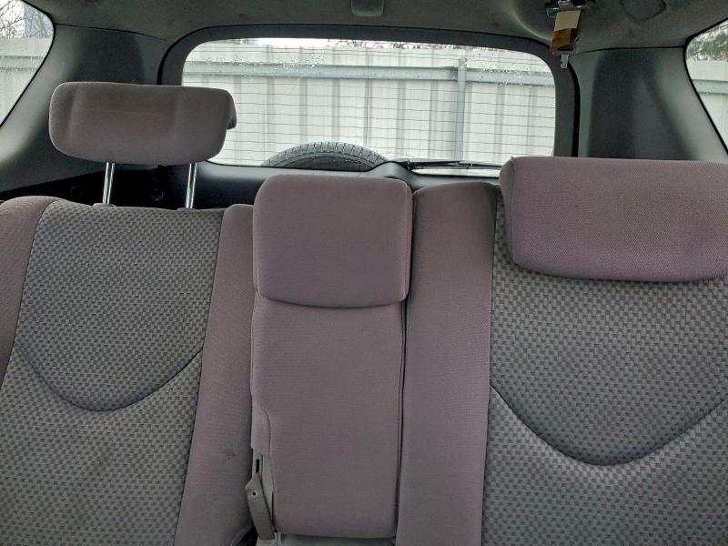 Photo 10 from auction – 2006 TOYOTA RAV4 with VIN JTMBD33V066021264