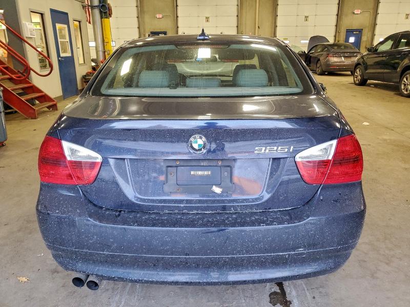 Photo 6 from auction – 2006 BMW 325 I with VIN WBAVB13596KX45465