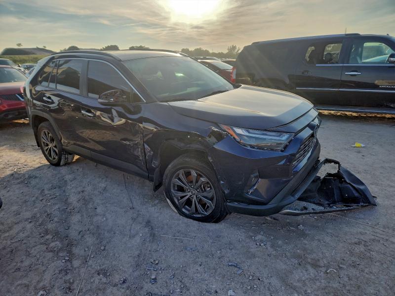 Photo 4 from auction – 2024 TOYOTA RAV4 LIMIT with VIN 4T3D6RFV5RU147852