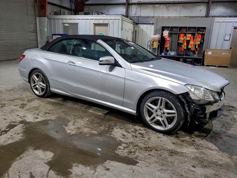 Photo 4 from auction – 2011 MERCEDES-BENZ E 550 with VIN WDDKK7CF3BF047704