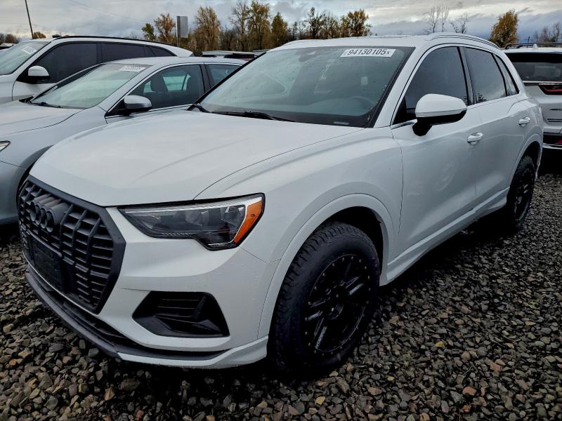 AUDI Q3 PREMIUM 2019 with VIN WA1AECF3XK1075885 - Photo from auction