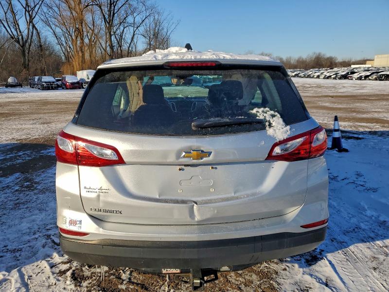 Photo 6 from auction – 2020 CHEVROLET EQUINOX with VIN 3GNAXHEV1LS625501