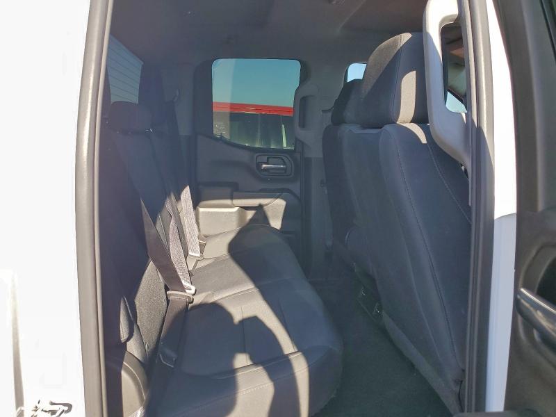 Photo 10 from auction – 2019 CHEVROLET SILVERADO with VIN 1GCRYCEF5KZ310559