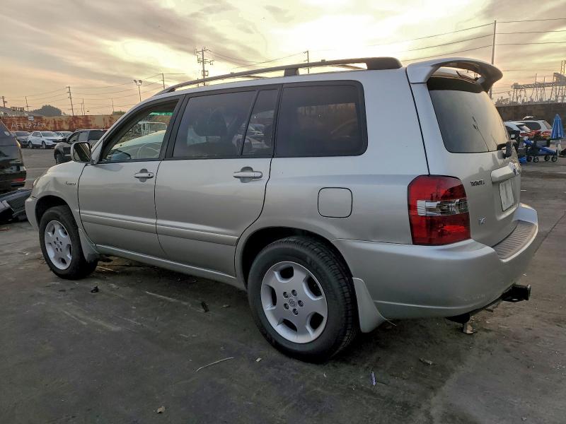 Photo 2 from auction – 2006 TOYOTA HIGHLANDER with VIN JTEDP21A960107200