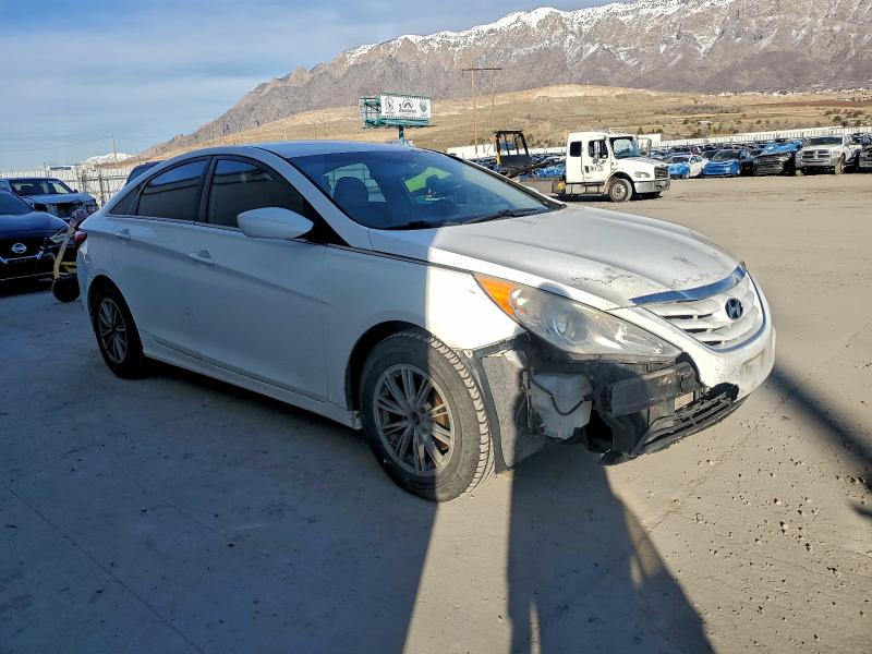 Photo 4 from auction – 2012 HYUNDAI SONATA GLS with VIN 5NPEB4AC5CH366723
