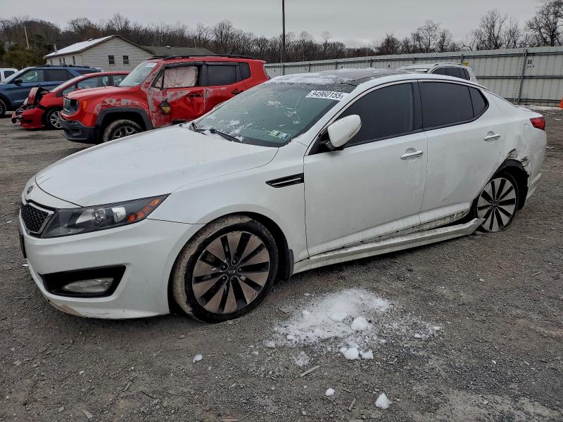 KIA OPTIMA SX 2012 with VIN 5XXGR4A62CG011292 - Photo from auction