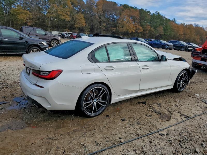 Photo 3 from auction – 2020 BMW 330XI with VIN 3MW5R7J04L8B28896