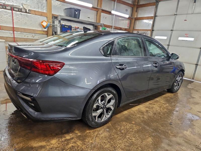 Photo 3 from auction – 2021 KIA FORTE FE with VIN 3KPF24AD8ME413858