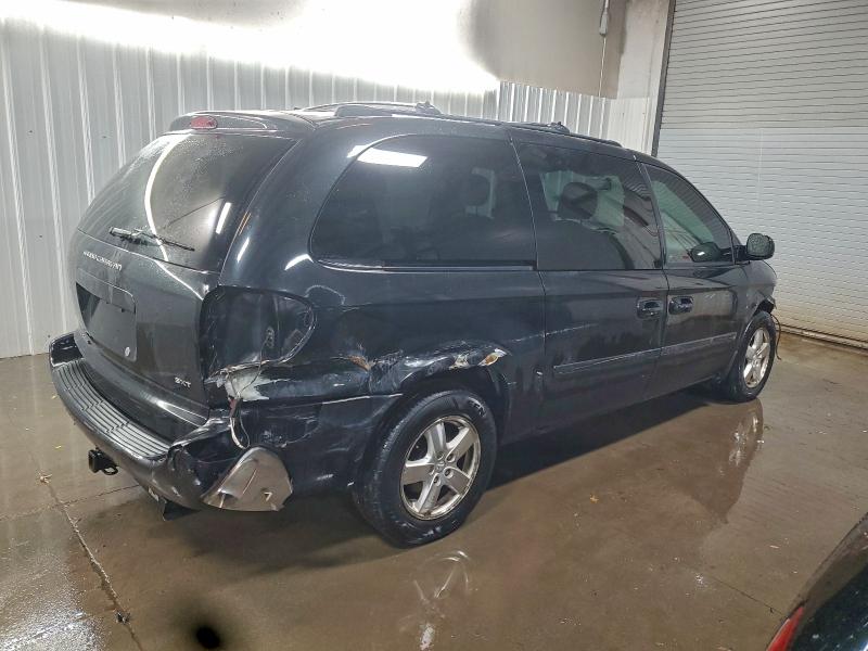 Photo 3 from auction – 2005 DODGE GRAND CARA with VIN 2D8GP44L25R579626